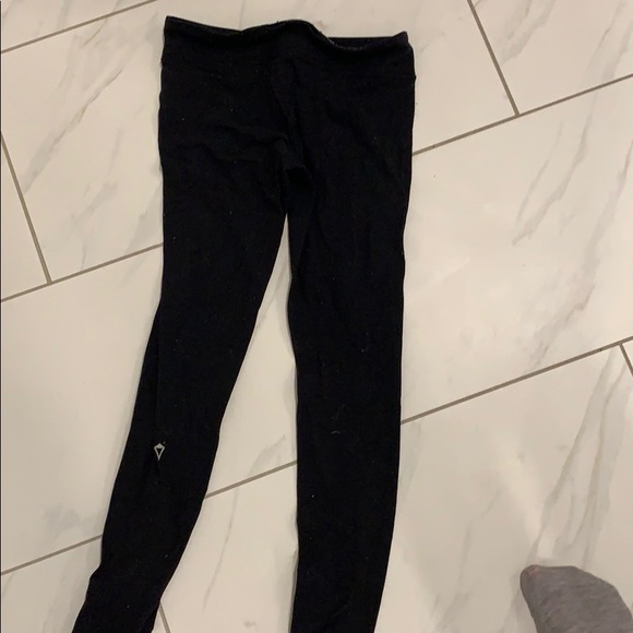 Ivivva leggings - Picture 2 of 3